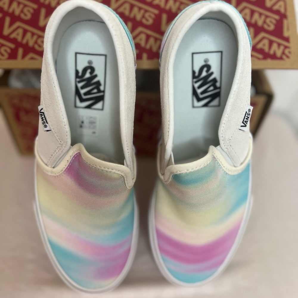 New Women’s Vans AsherSlip On Watercolors